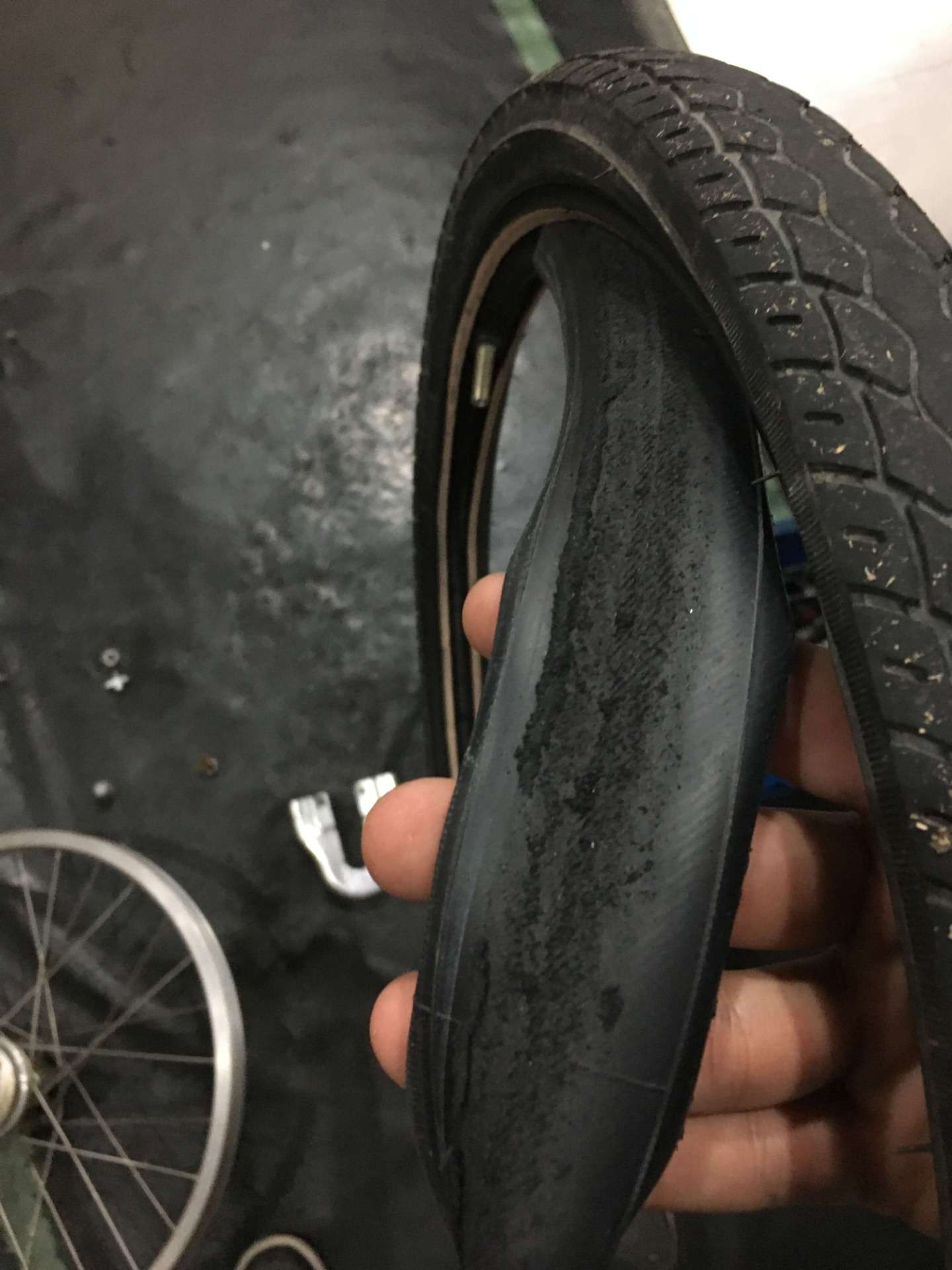 タイヤ＆チューブの交換をさせていただきました！【京都　自転車　サイクルケア】