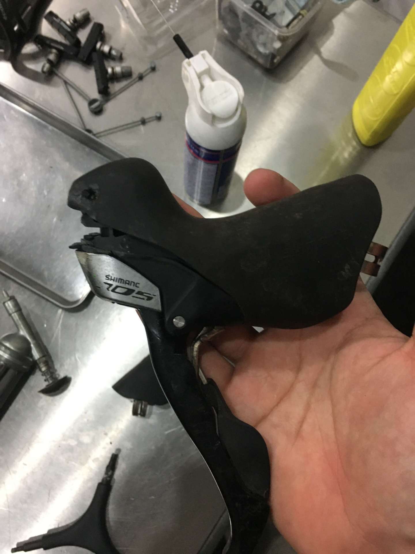 ブラケットカバーの交換をさせていただきました！【京都　自転車　サイクルケア】