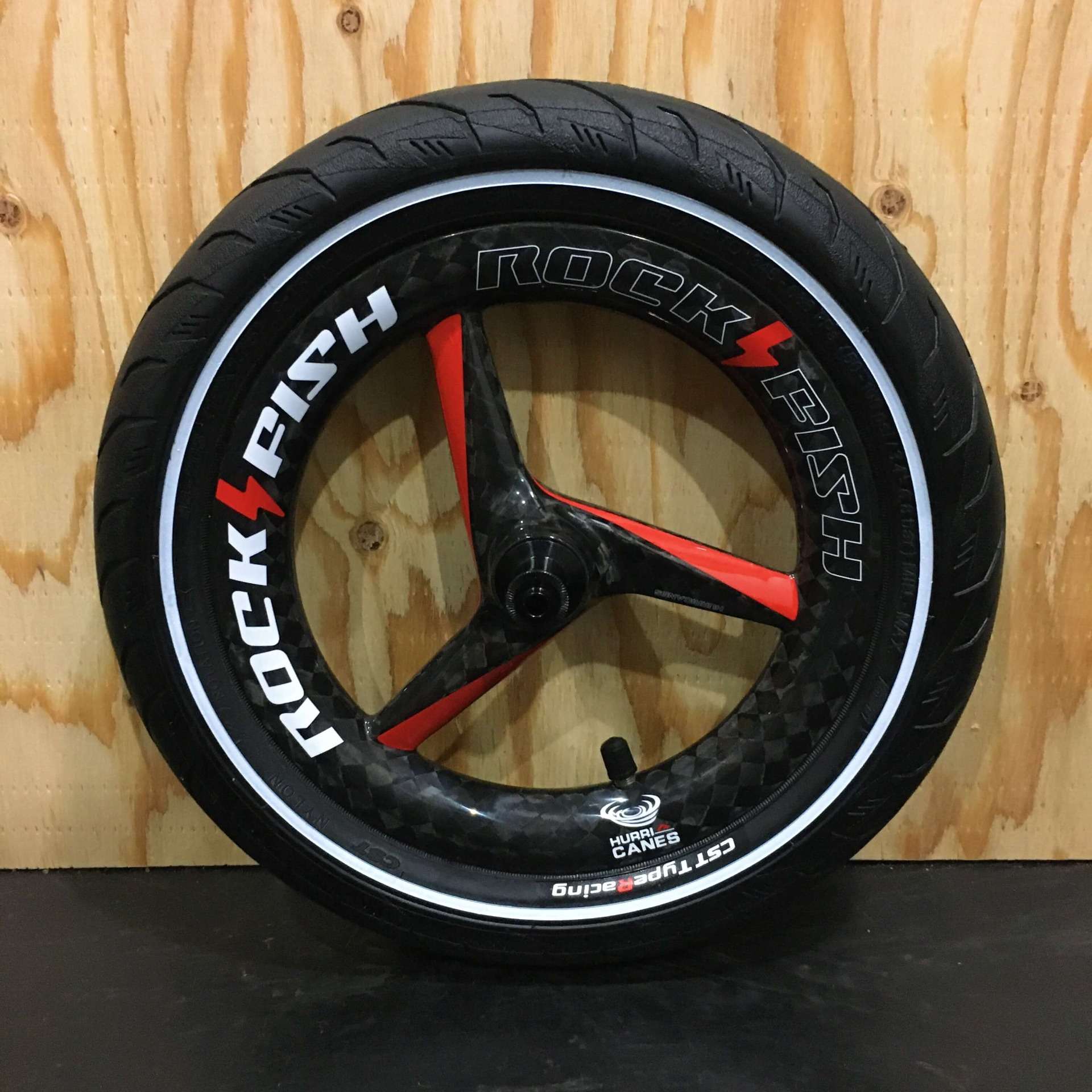 RCSで優勝を目指す！ランバイク用カーボンホール！ROCK FISH　FT-ハリケーン！店頭在庫有り！見に来るだけでもOKですよ～。【京都　ランバイク　サイクルケア】