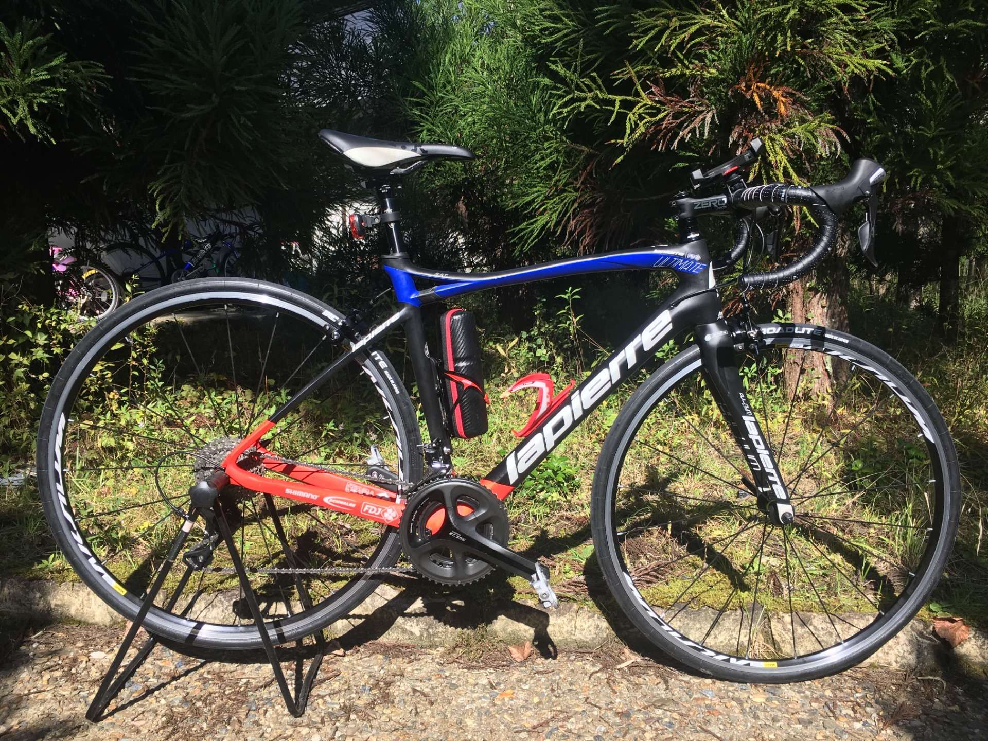 塩ふいているかも？数年使ったバーテープは交換しましょう！　10年後困るかも！？ブラケットカバーはご自宅にストックしましょう！　最後に少～し熱いお話し。【京都　自転車　サイクルケア】