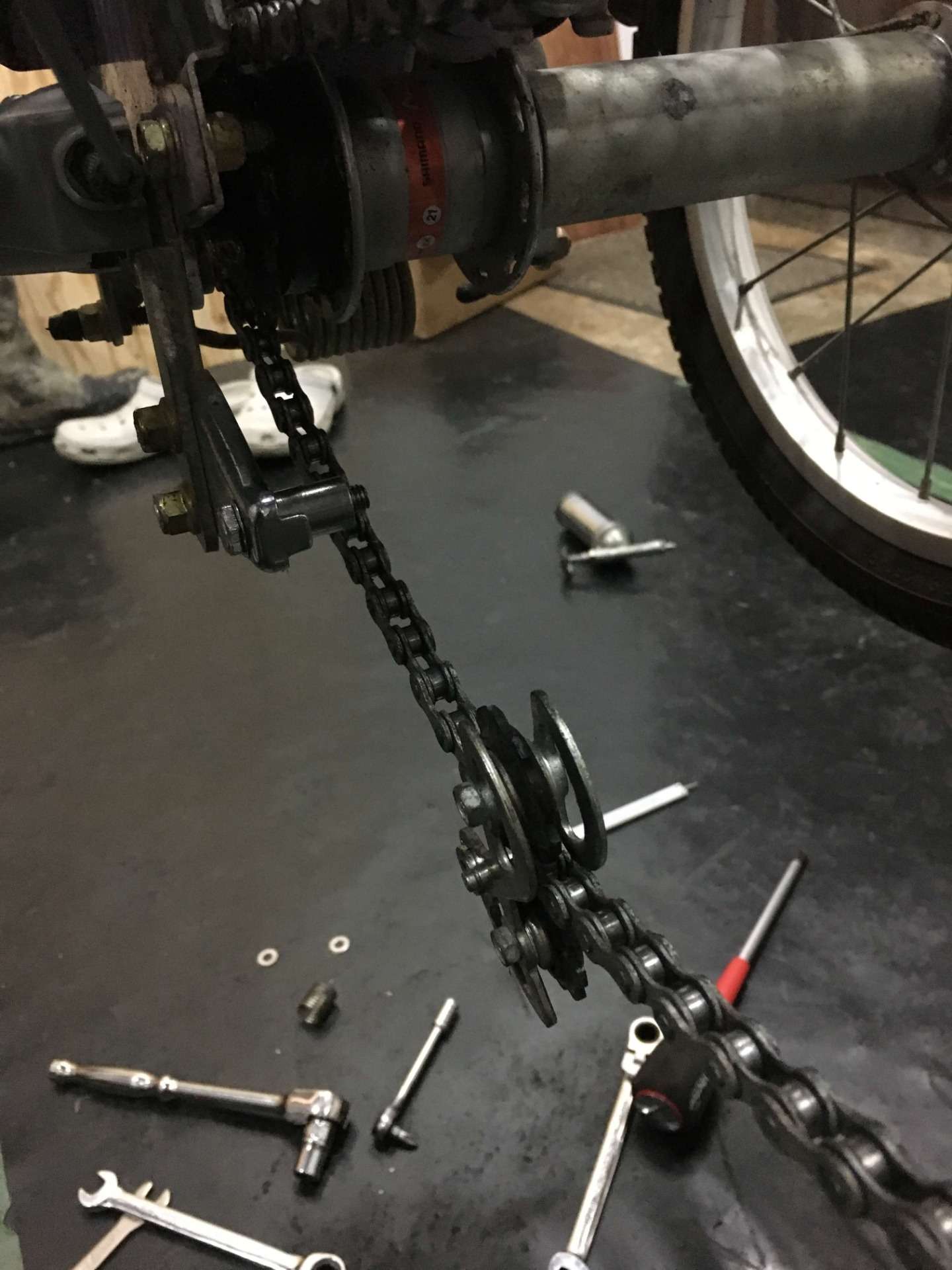 原因を突き止めろ！電動三輪自転車のチェーン外れを修理！最後の方で整備不良の自転車を根絶するための熱いお話しをしました😁